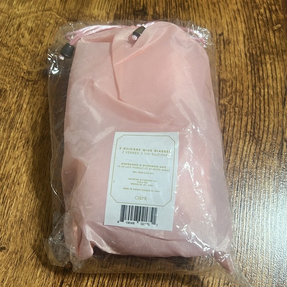 New Odeme What a Pair Pink Silicone Wine Glasses Set of 2 Picnic Hiking Outdoor - Picture 7 of 8